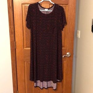 Lularoe Black & Dark Cranberry Carly Dress NWOT